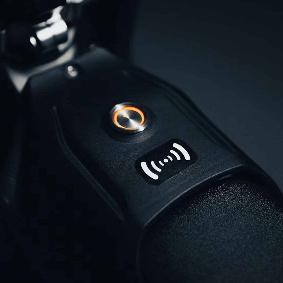 Talaria XXX Sting elektrische brommer streetbike 