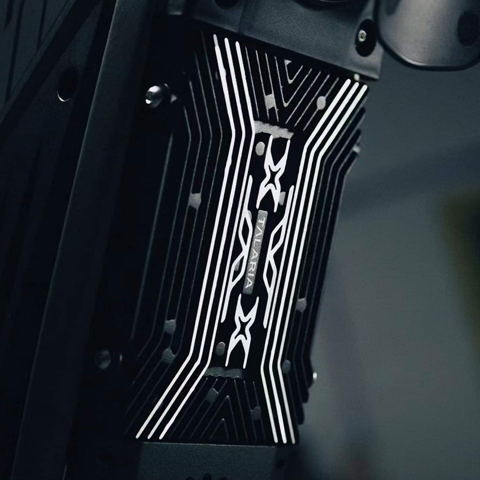 Talaria XXX Sting elektrische brommer streetbike 