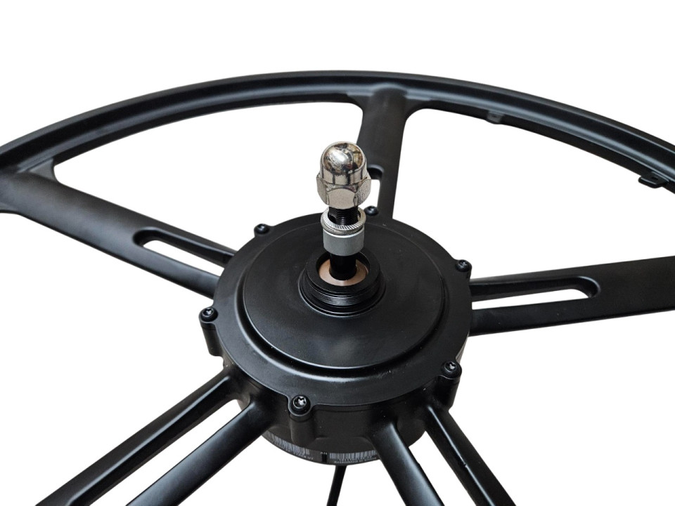 Achterwiel met motor van rixtel Urban 3 wieler (44-2-a)